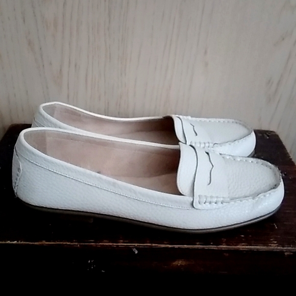 Aerosoles Flat shoes sz 8,5 - Picture 1 of 4